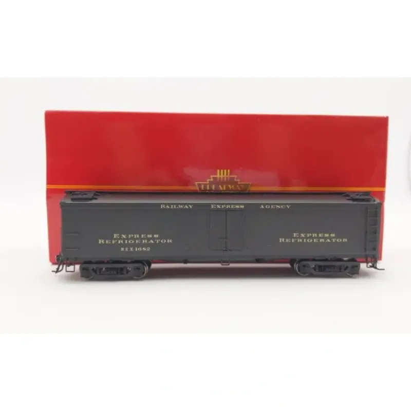 Sale Broadway Limited 1865 HO REA GACX 53'6" Wood Reefer #1504,1682 (Pack of 2) - Your Source for Gaming Essentials Trains