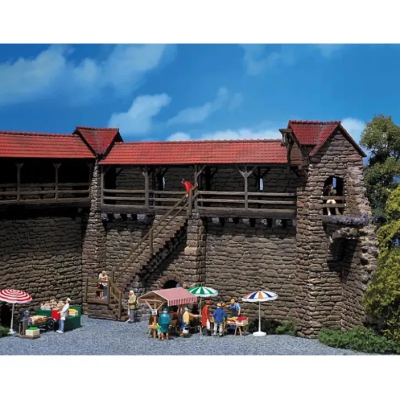 Outlet Faller 130403 Old Town Peel Towers - Your Source for Gaming Essentials Trains