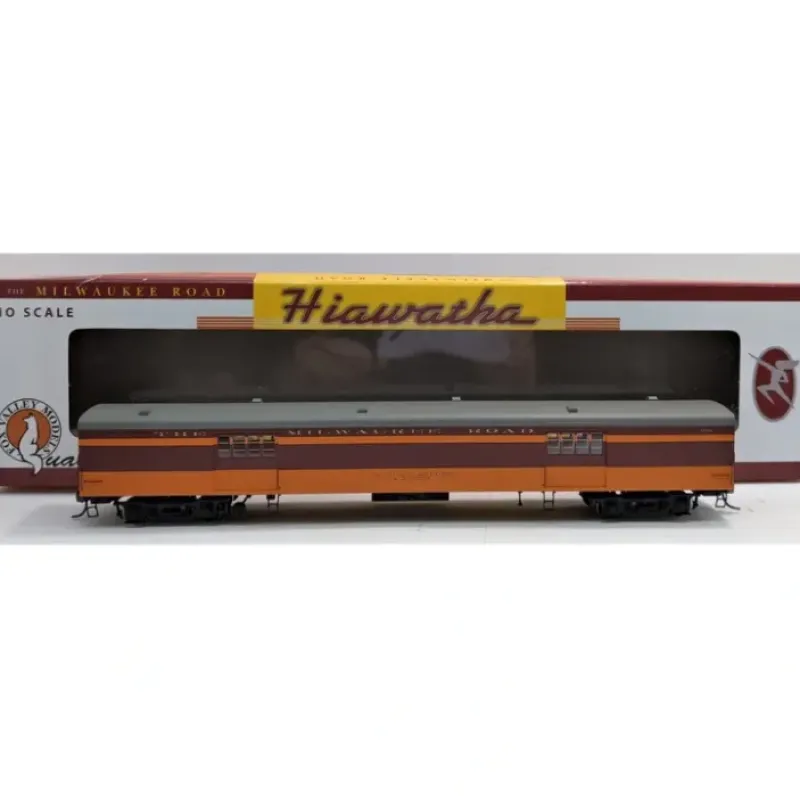 Fox Valley Models 10087 HO Milwaukee Express 1948 Passenger Car #1102 - Your Source for Gaming Essentials Trains