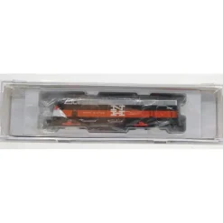 Rapido Trains 15000 N New Haven EMD FL9 with DCC #2000 - Your Source for Gaming Essentials*