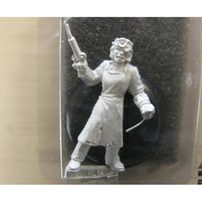 Tabletop Miniatures>Reaper Miniatures Dr. Klaus Koenig #50306 Chronoscope Metal RPG Unpainted Figure - Your Source for Gaming Essentials