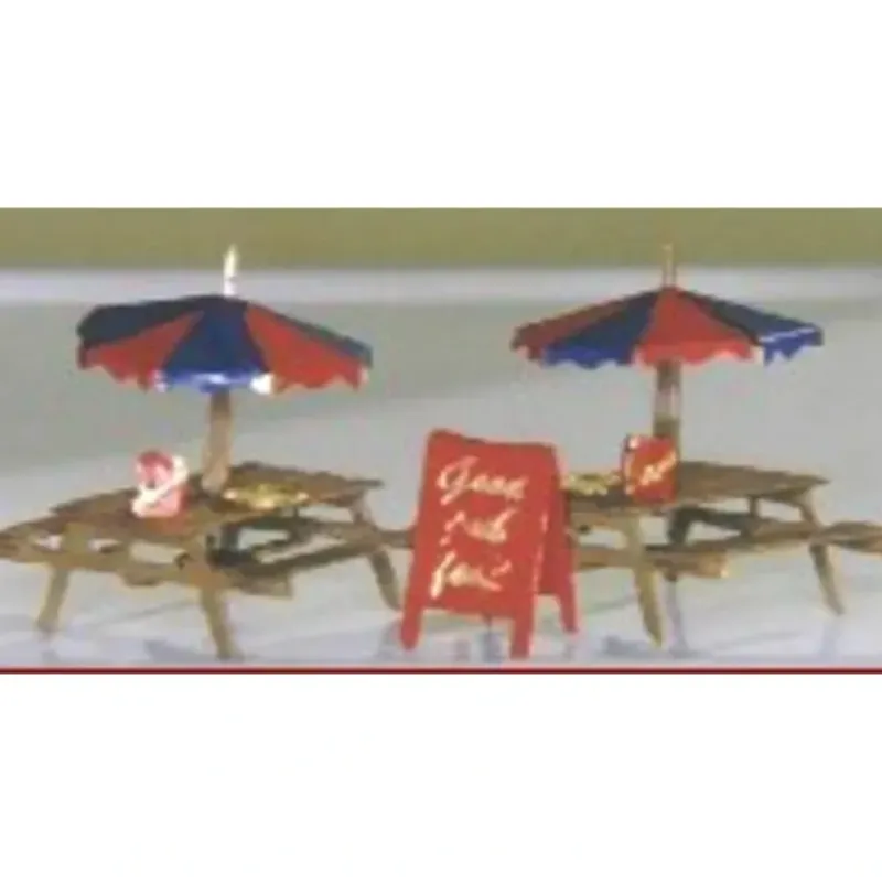 Shire Scenes SZ42 2 Pub/Caf Tables Kit - Your Source for Gaming Essentials* Online