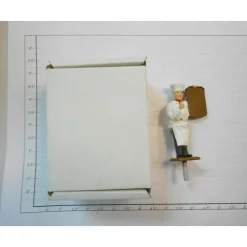 Taura Figures 13.40 White Metal Cook Figure - Your Source for Gaming Essentials*