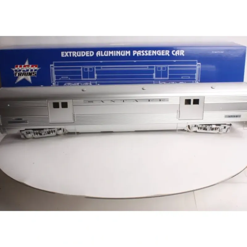 USA Trains 310002 G Santa Fe "Super Chief" Aluminum Baggage Car (Metal Wheels) - Your Source for Gaming Essentials* New