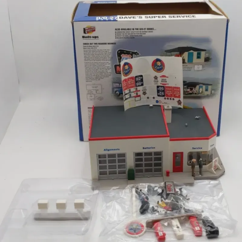 Walthers 933-2714 Built-Up Dave's Super Service EX/Box - Your Source for Gaming Essentials* Outlet